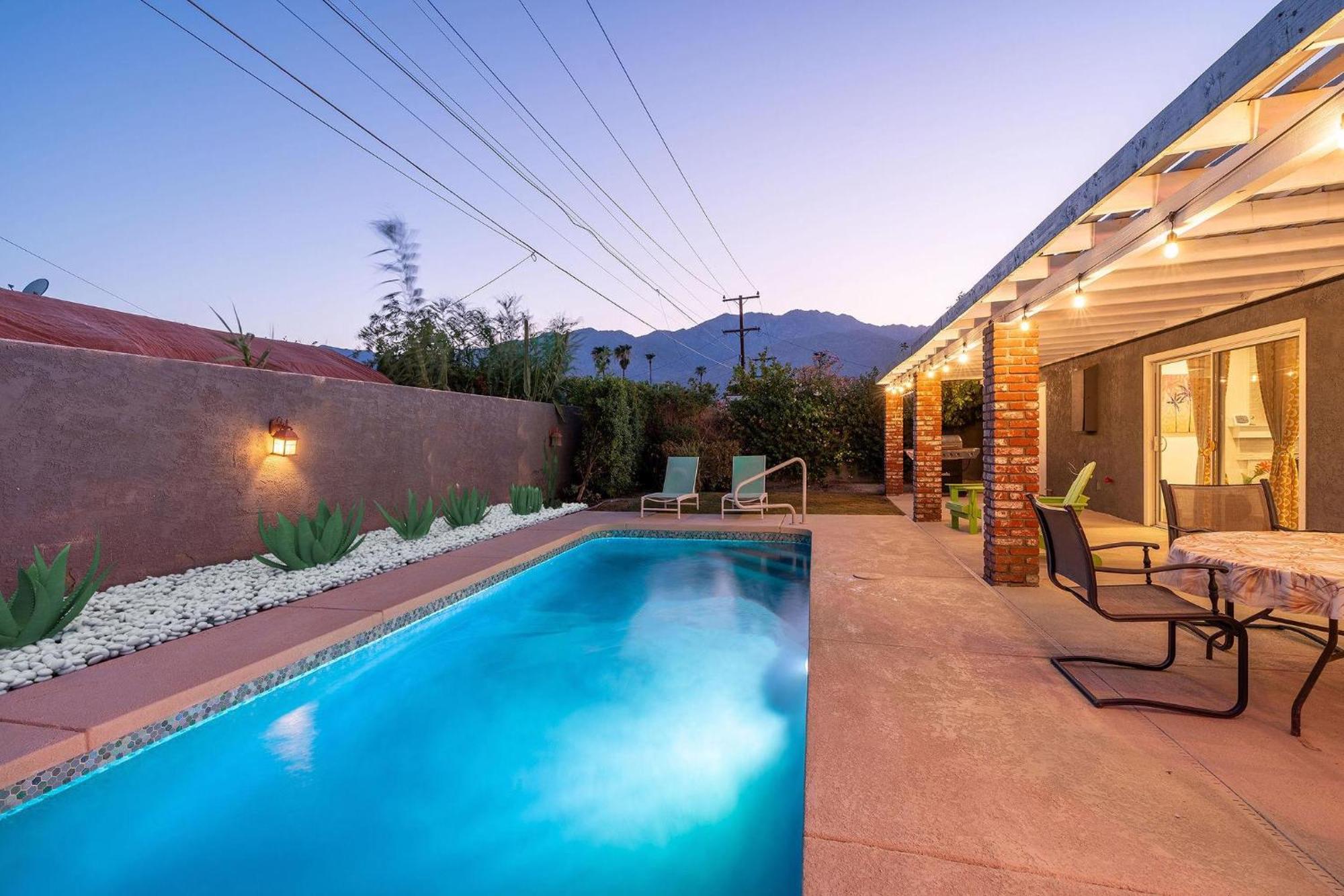 Sunny Days Ahead - Your Private Palm Springs Getaway Villa ภายนอก รูปภาพ