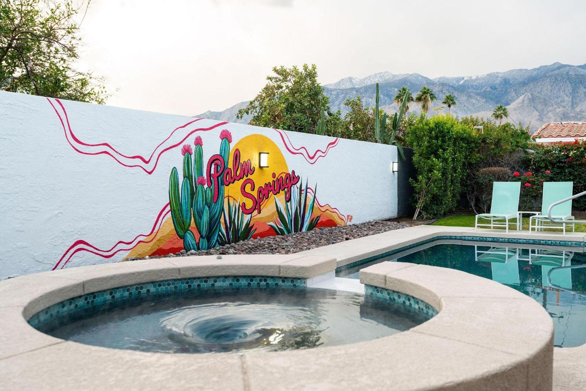 Sunny Days Ahead - Your Private Palm Springs Getaway Villa ภายนอก รูปภาพ